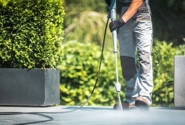 Best Pool Deck Cleaning  in Enon, VA